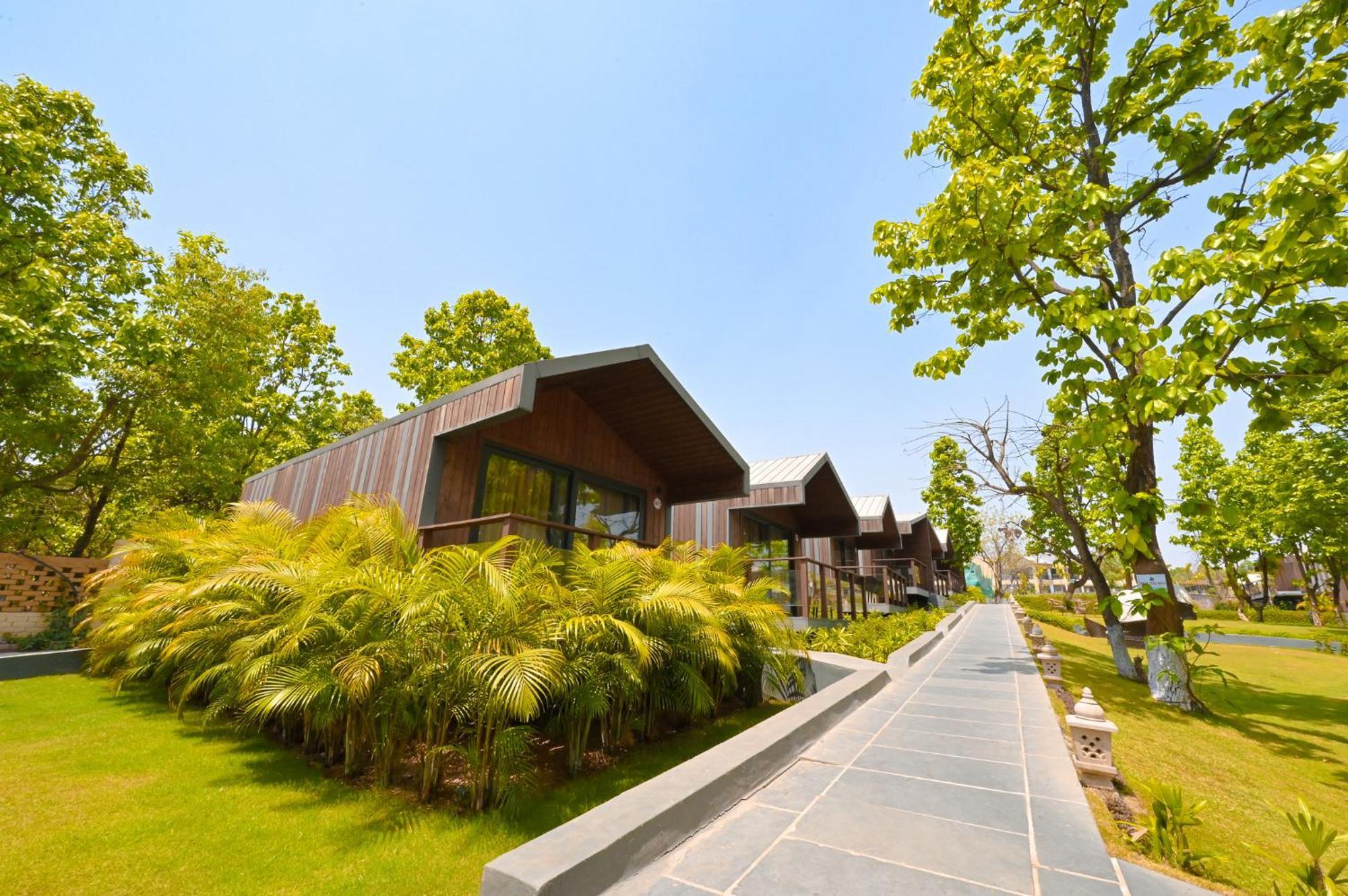 Kushal Palli Resorts- A Unit Of Pearltree Hotels & Resorts プルリア エクステリア 写真
